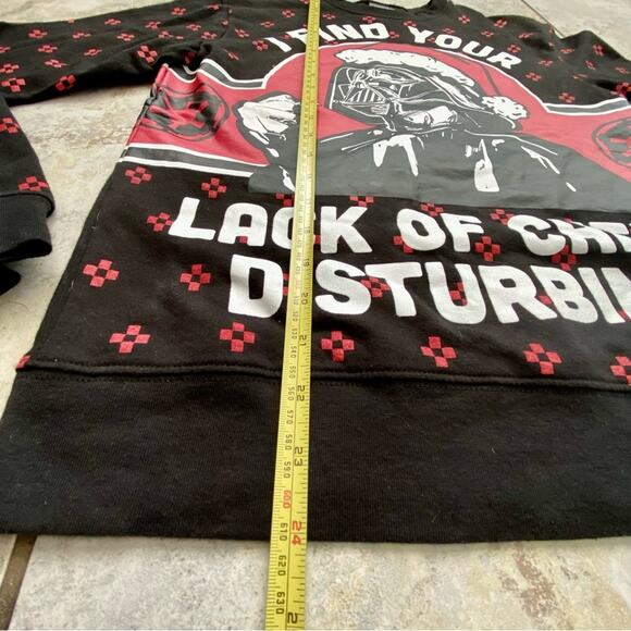 Star Wars Darth Vader Christmas Holiday Black Fleece Sweatshirt Sz Small - Picture 3 of 5